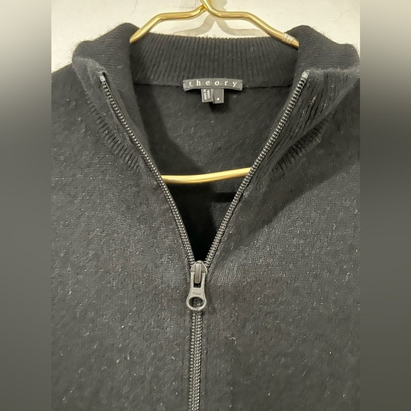 Theory cashmere black sweater men’s  SZ S - Picture 4 of 14